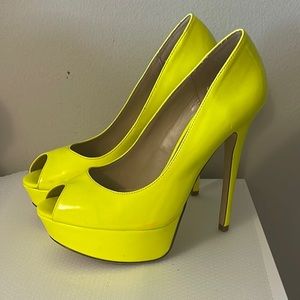 Womens high heels size 8